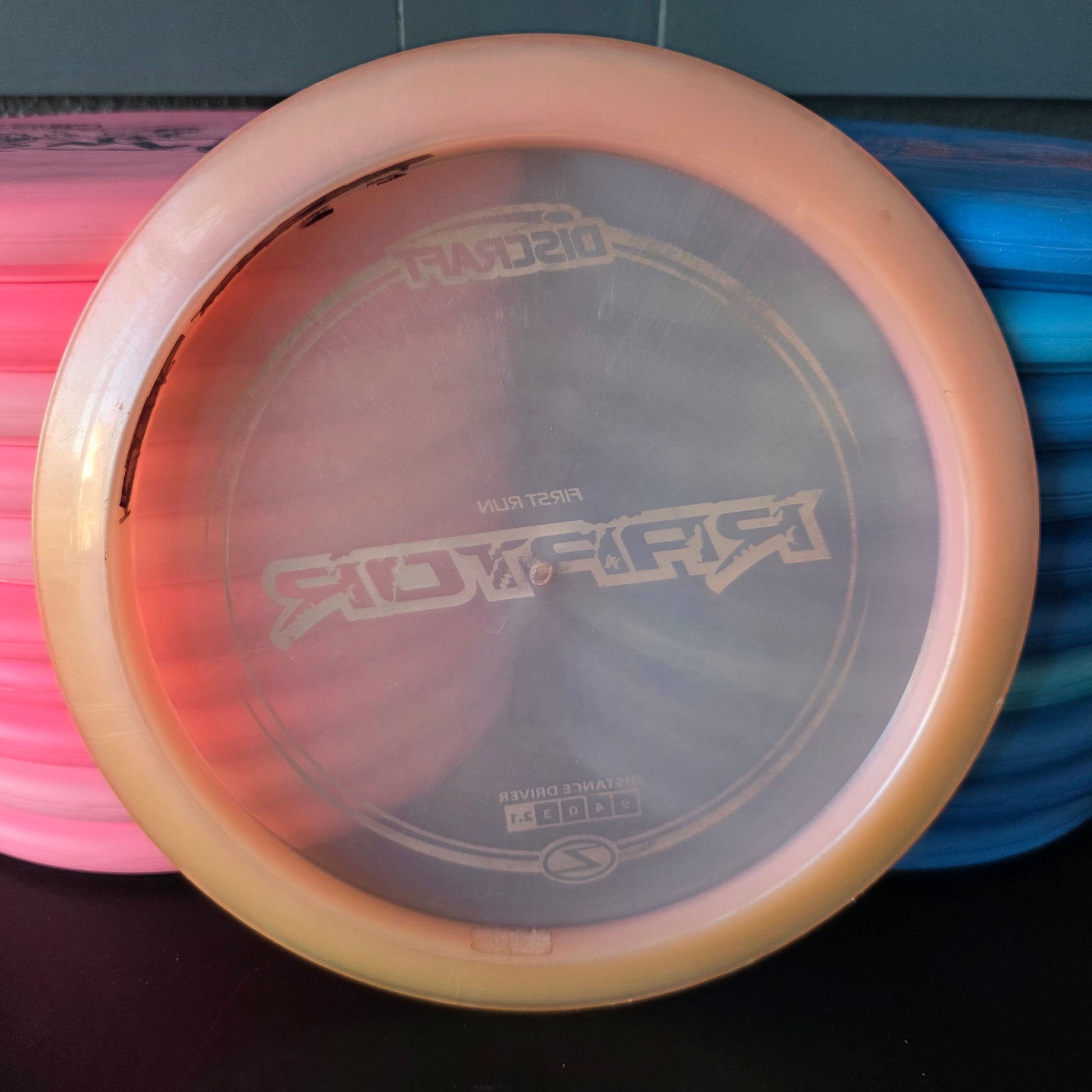 First Run Discraft Z Raptor Super Pearly and stiff rim ink, 173.8g 8/10