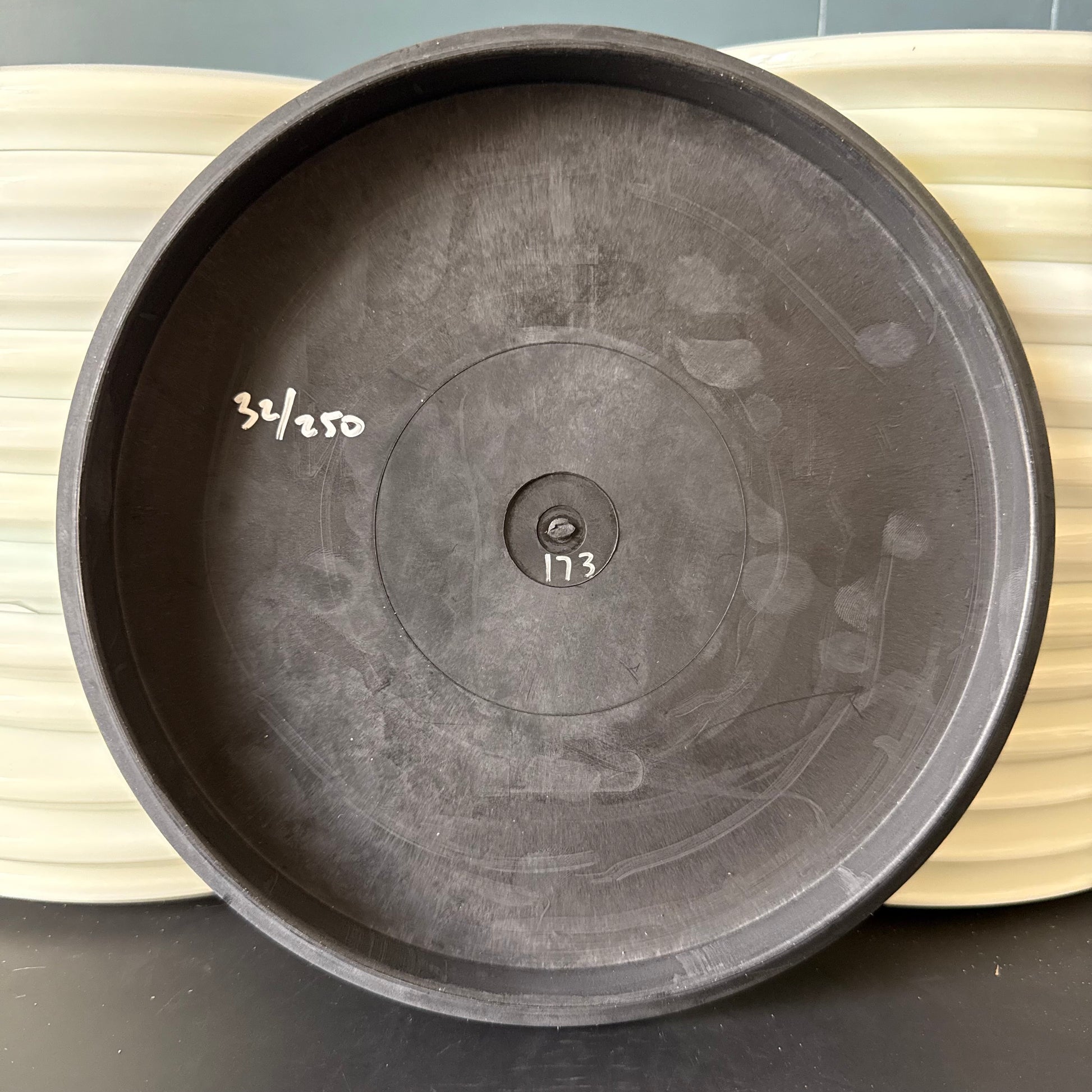 Hooligan Discs First Run Dimes 9.5/10 173g