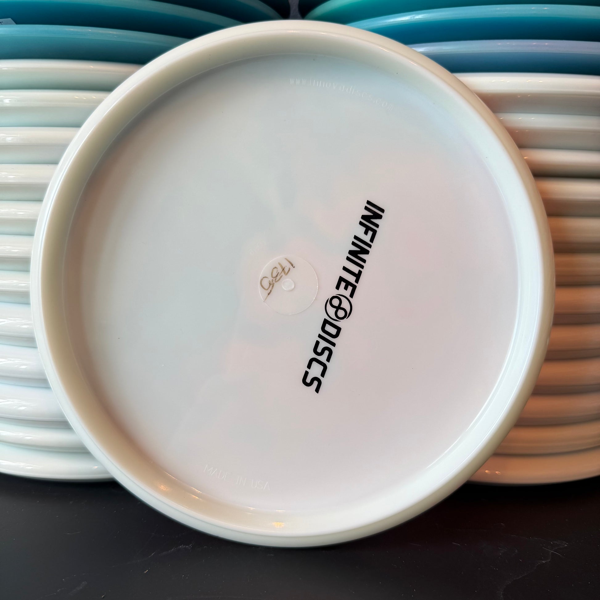 Infinite S Blend Tomb Dyed 174g 9.5/10