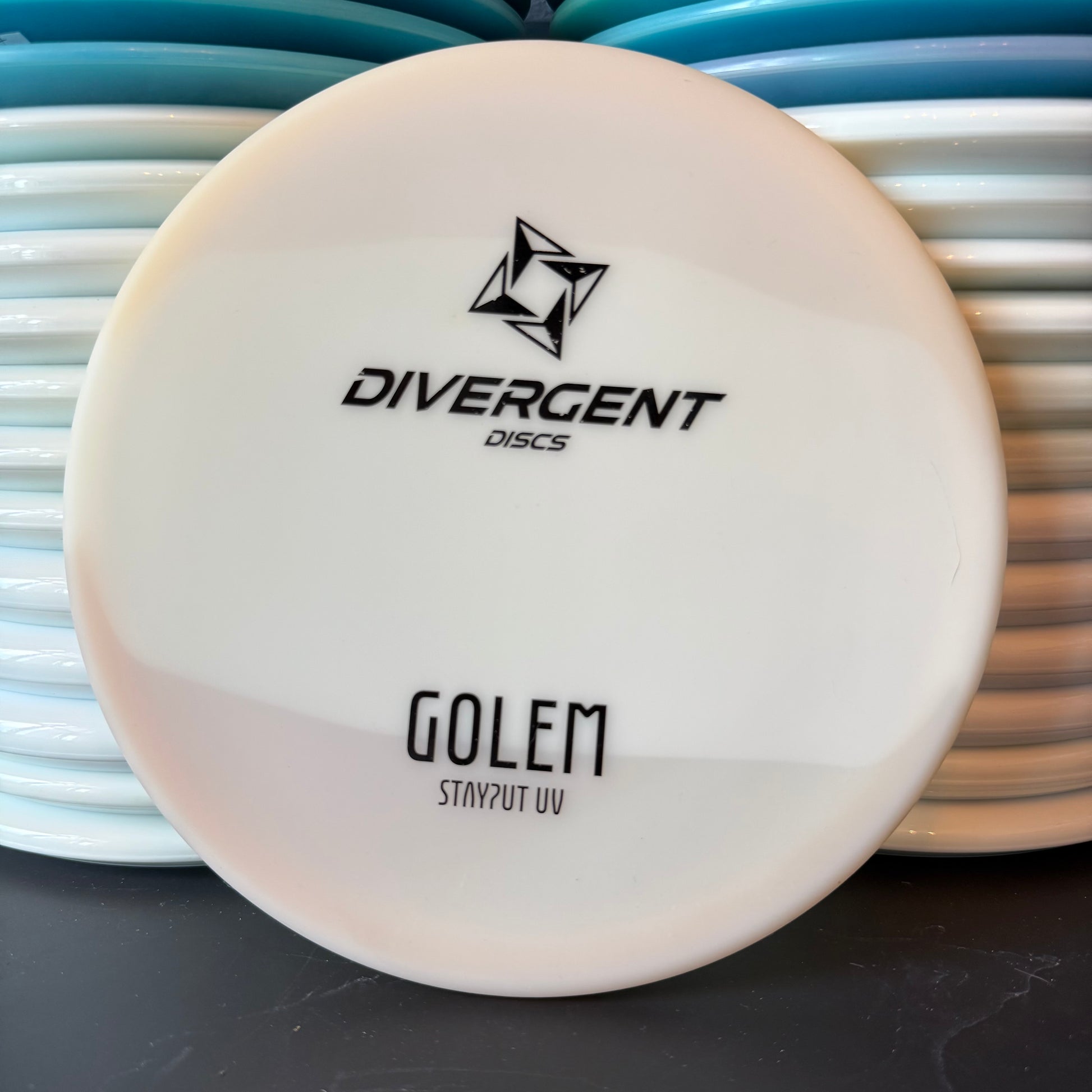 Divergent Discs UV Golem
