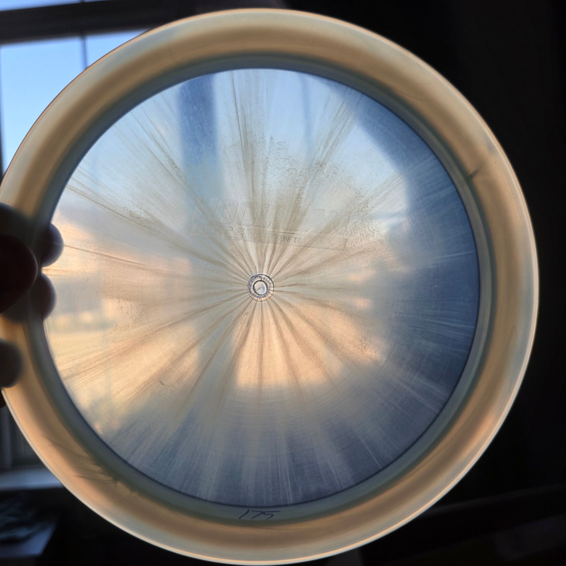 Hooligan Vision Vibe stiff pop top