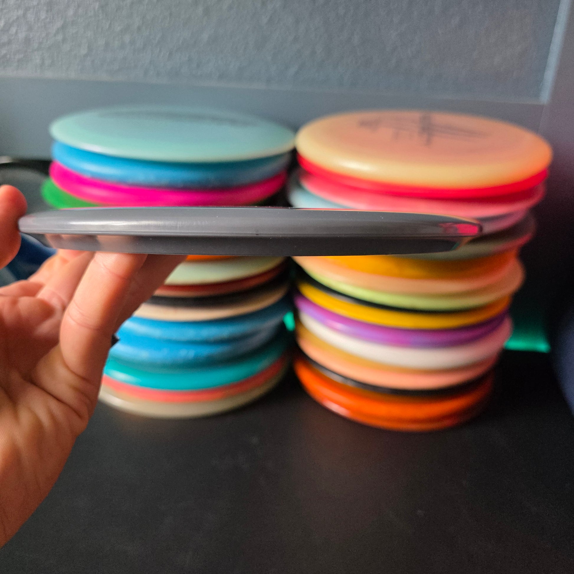 6 Claw Paul McBeth Discraft ESP Buzzz 180g 9.5/10
