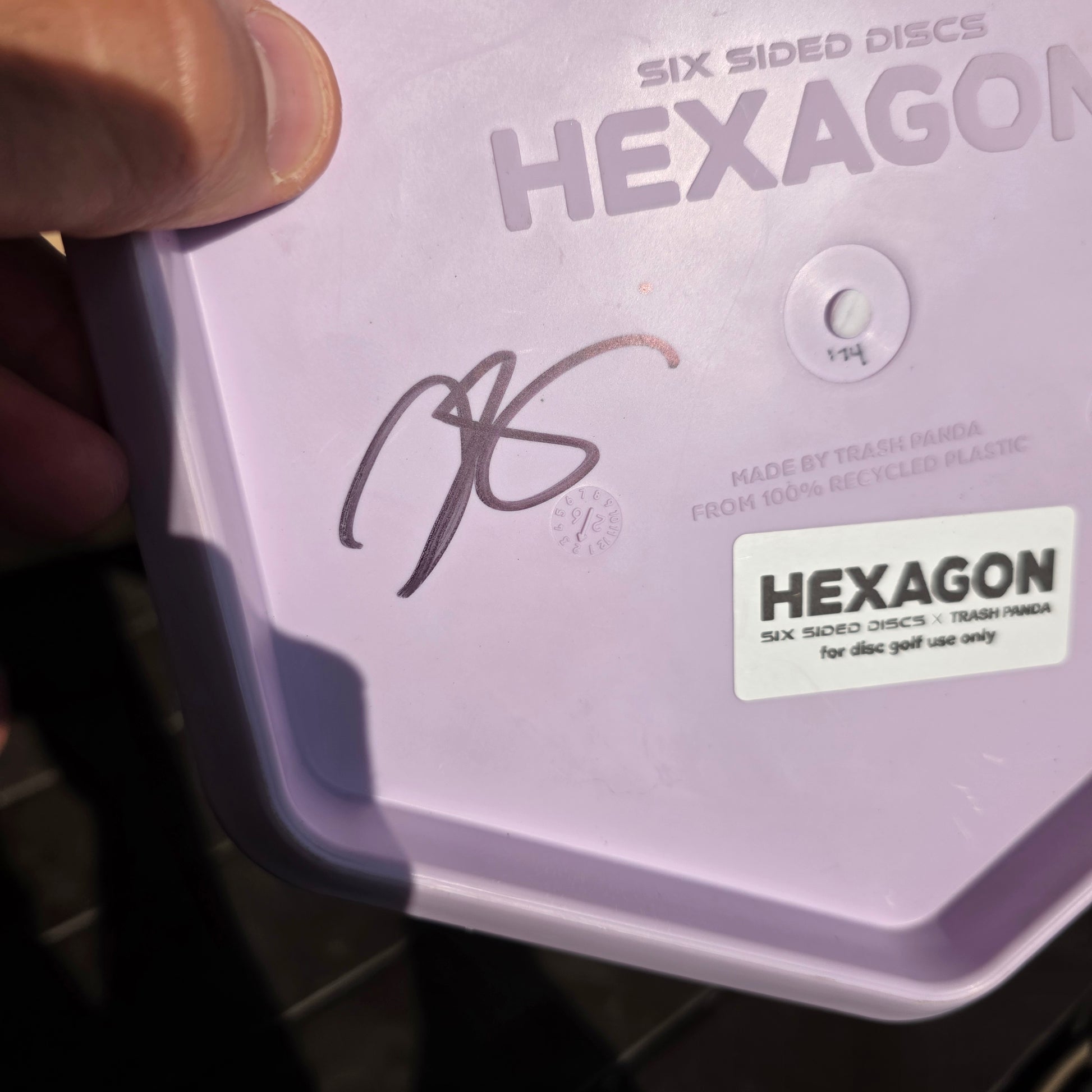 Jesse from Trash Panda Signed Six Sided Disc Hexagon 174g 9/10