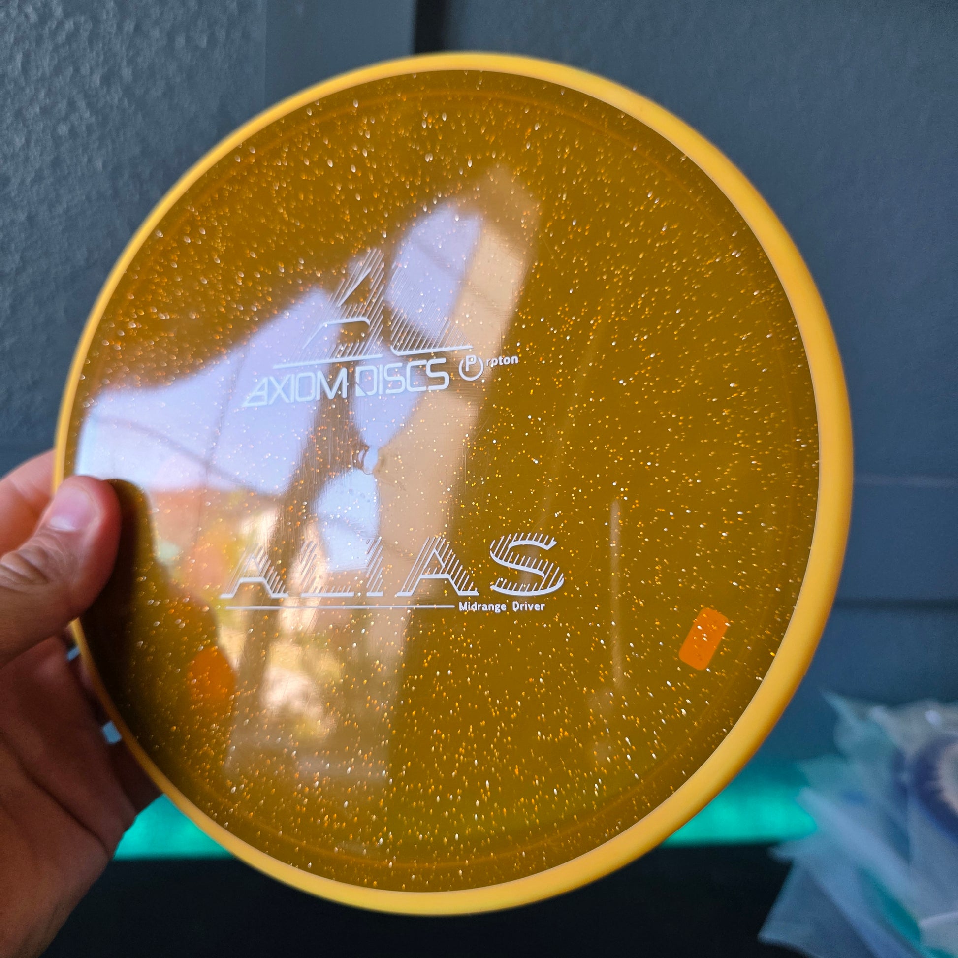 Extremely Rare Patent Pending New Axiom Proton Metal Flake Alias OOP 168g 9.5/10