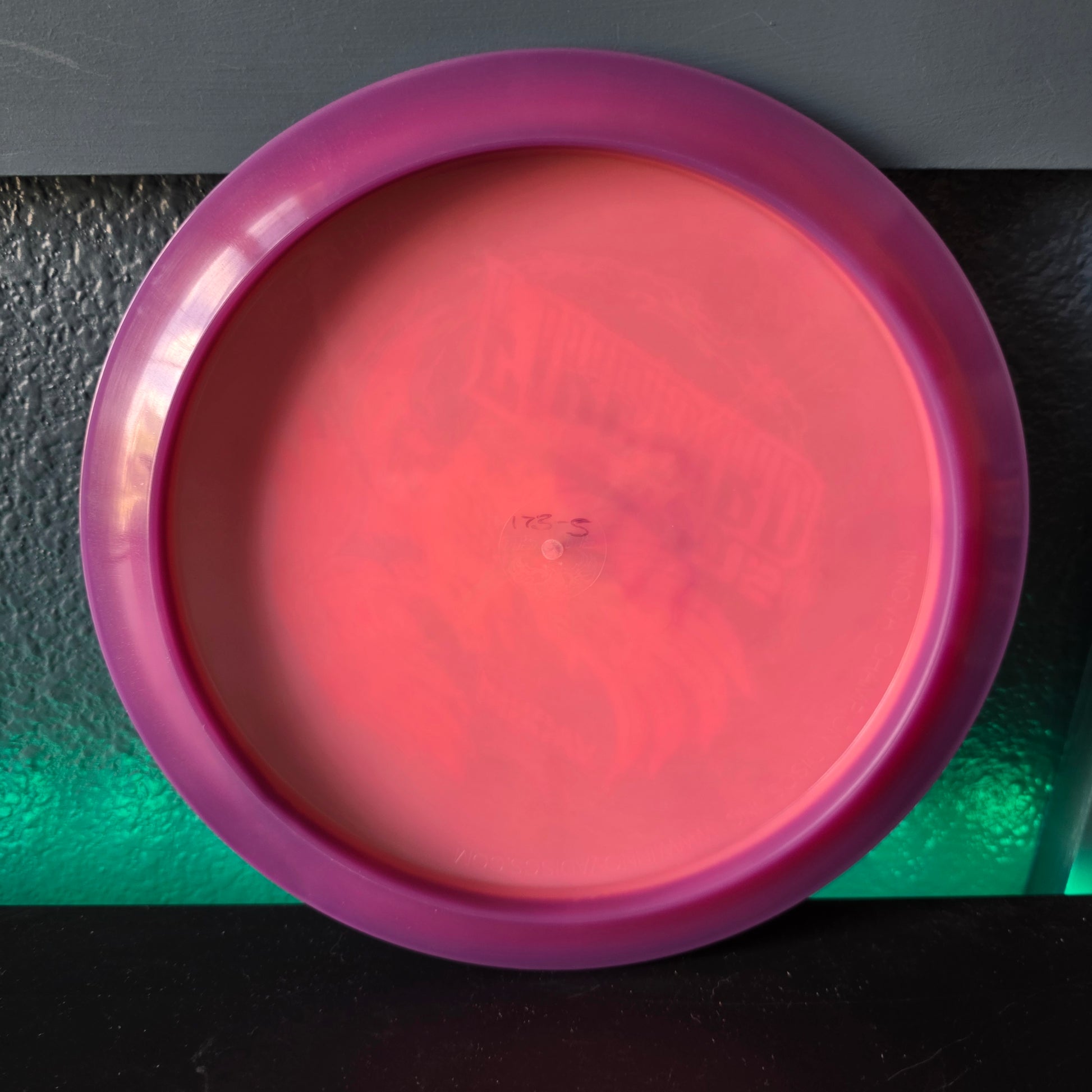 New 2025 Nate Sexton Proto Glow Halo Champion Firebird 175g 9.5/10