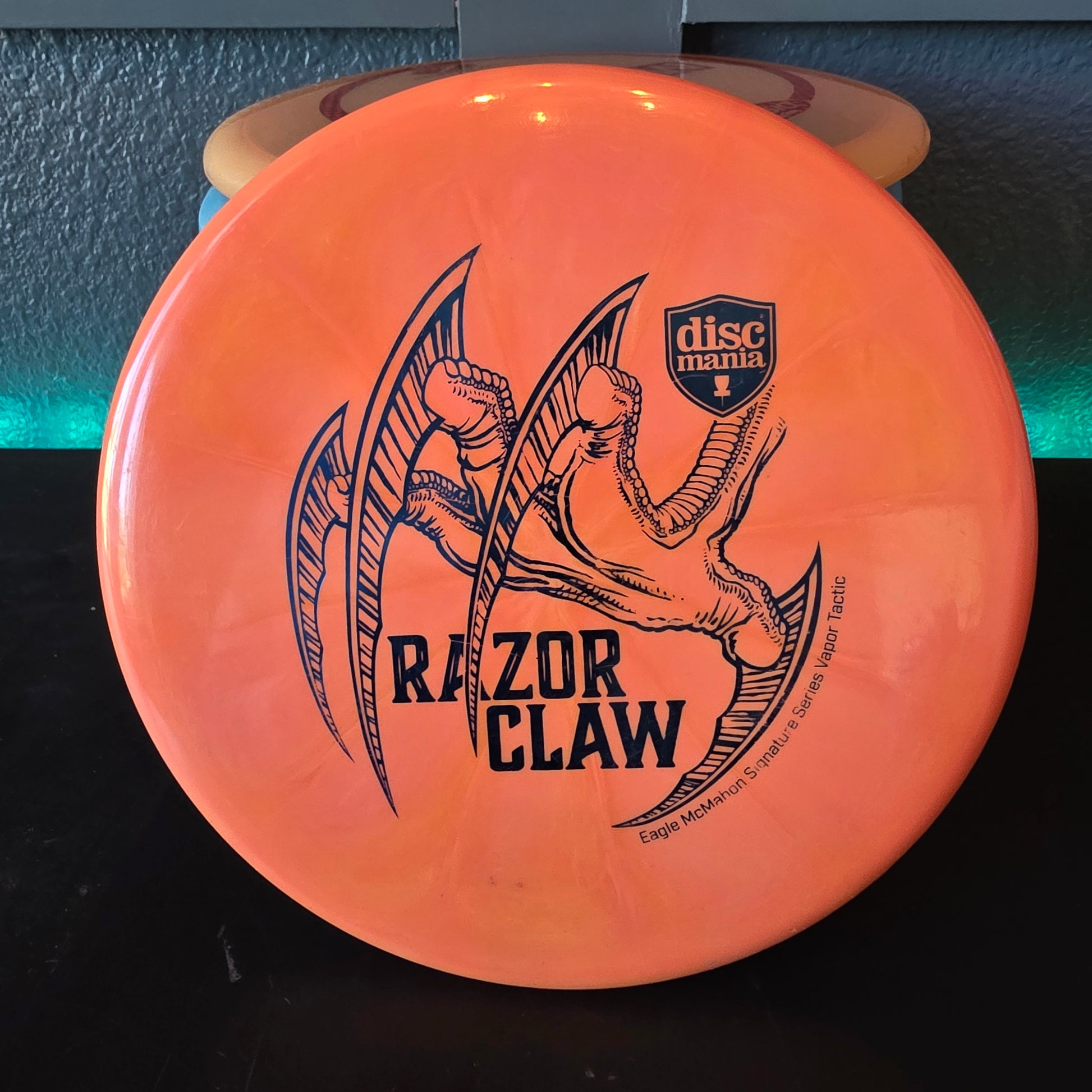 Discmania Razor Claw 1 Eagle Signature Series 176g 9/10