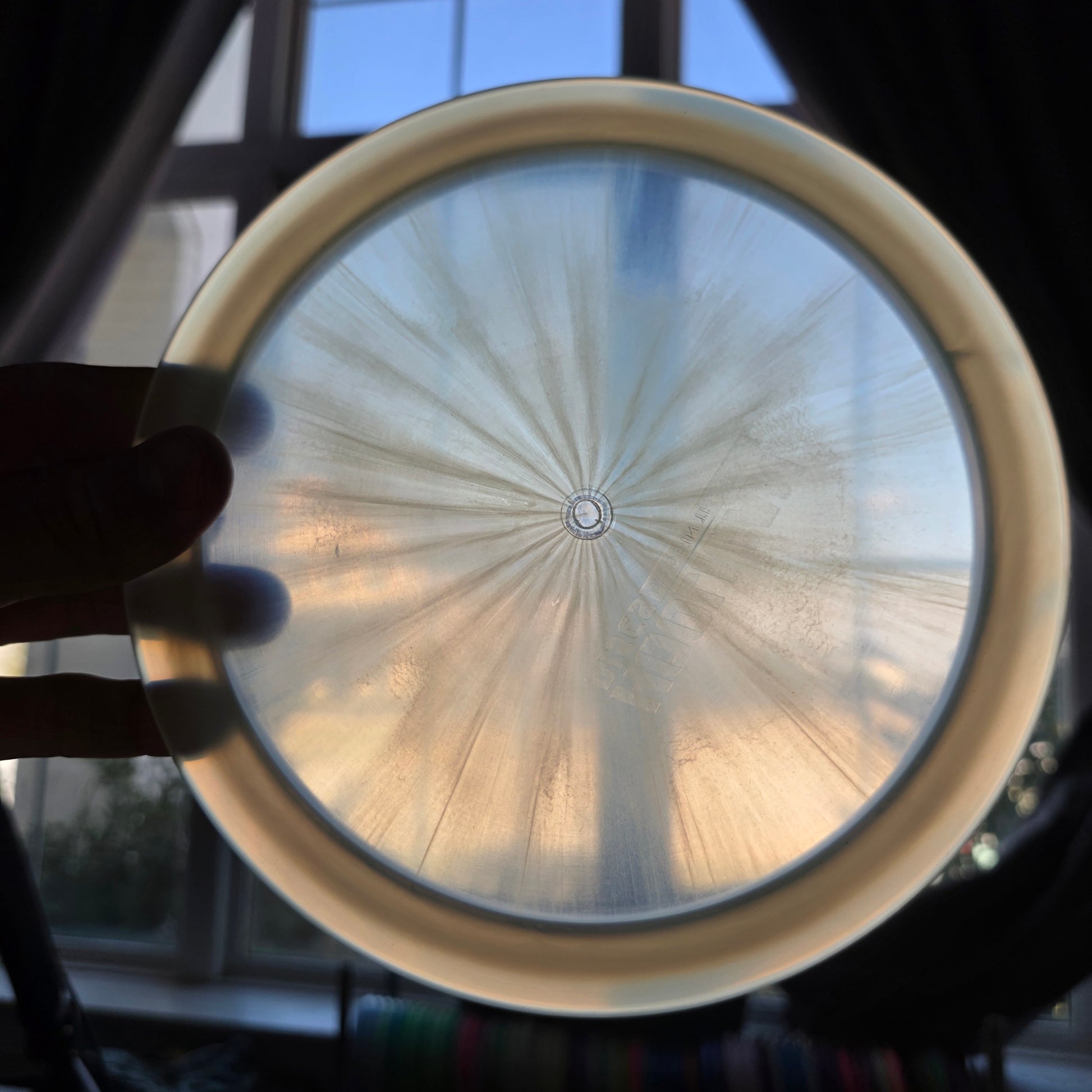 Hooligan Vision Vibe stiff pop top