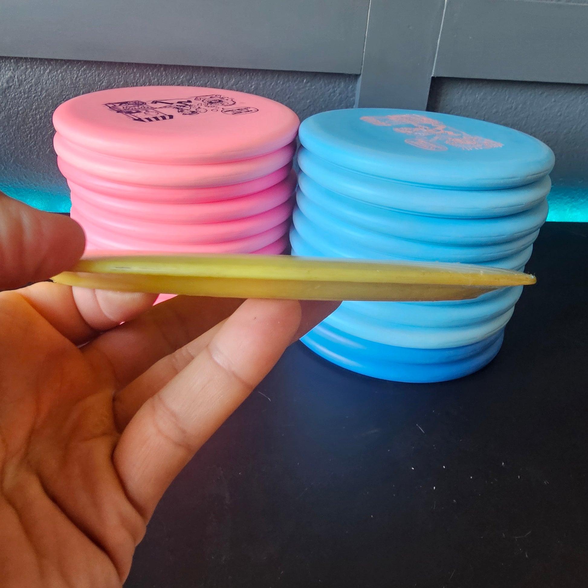 1st run Discraft Elite Z Flick 174.5g, inked, 6/10