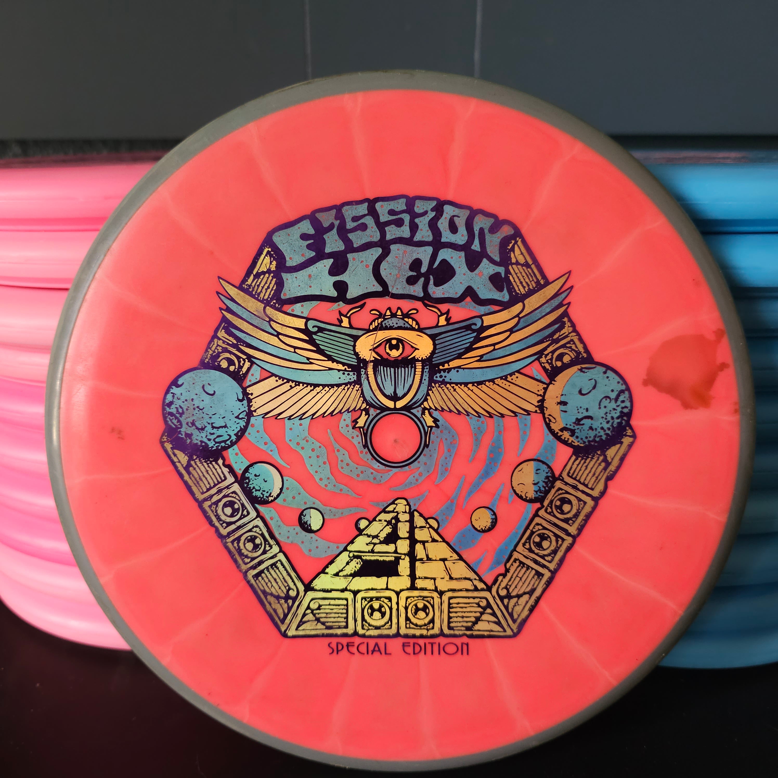Axiom Special Edition Fission Hex 163g 7/10