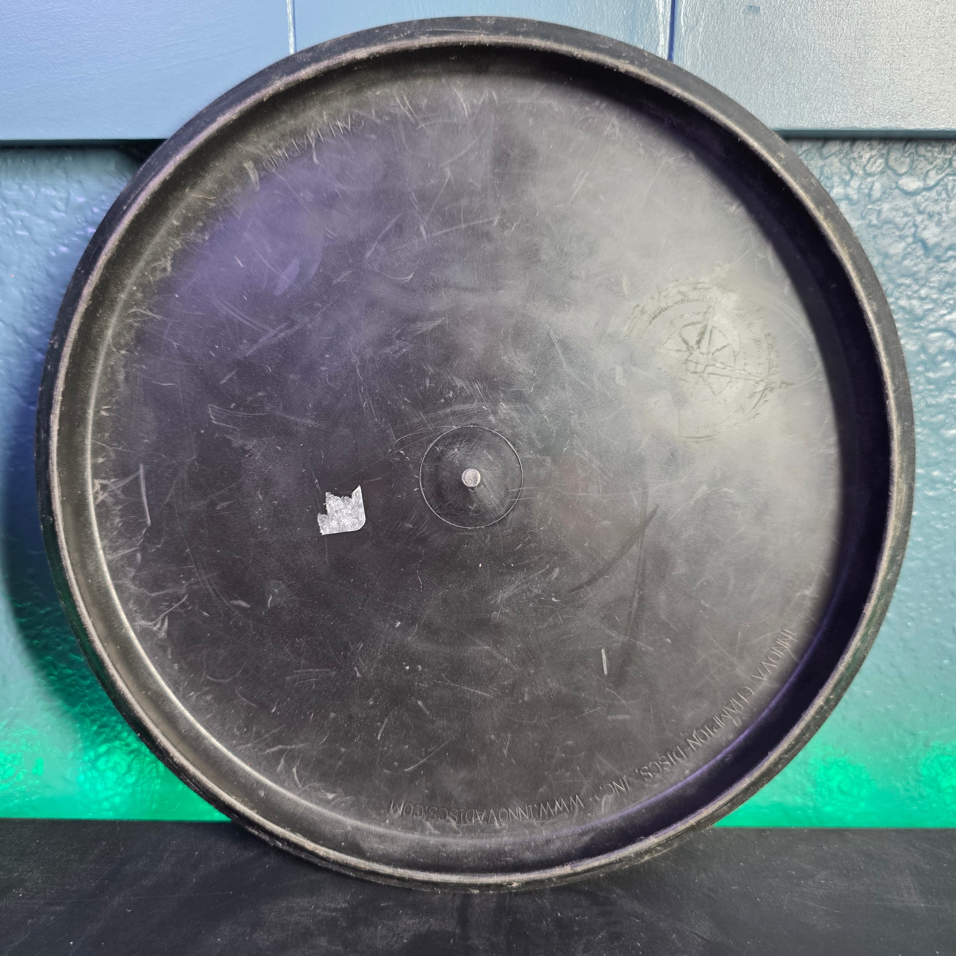 OOP hyzerbomb soft Tank produced by innova, penned 175g 8/10
