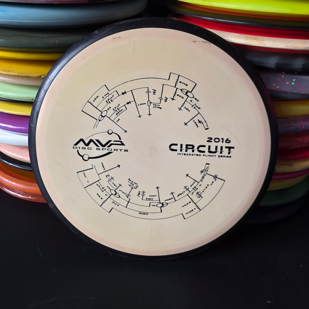 2016 Circuit Challenge Patent Pending MVP Neutron Signal 173.3g 8/10