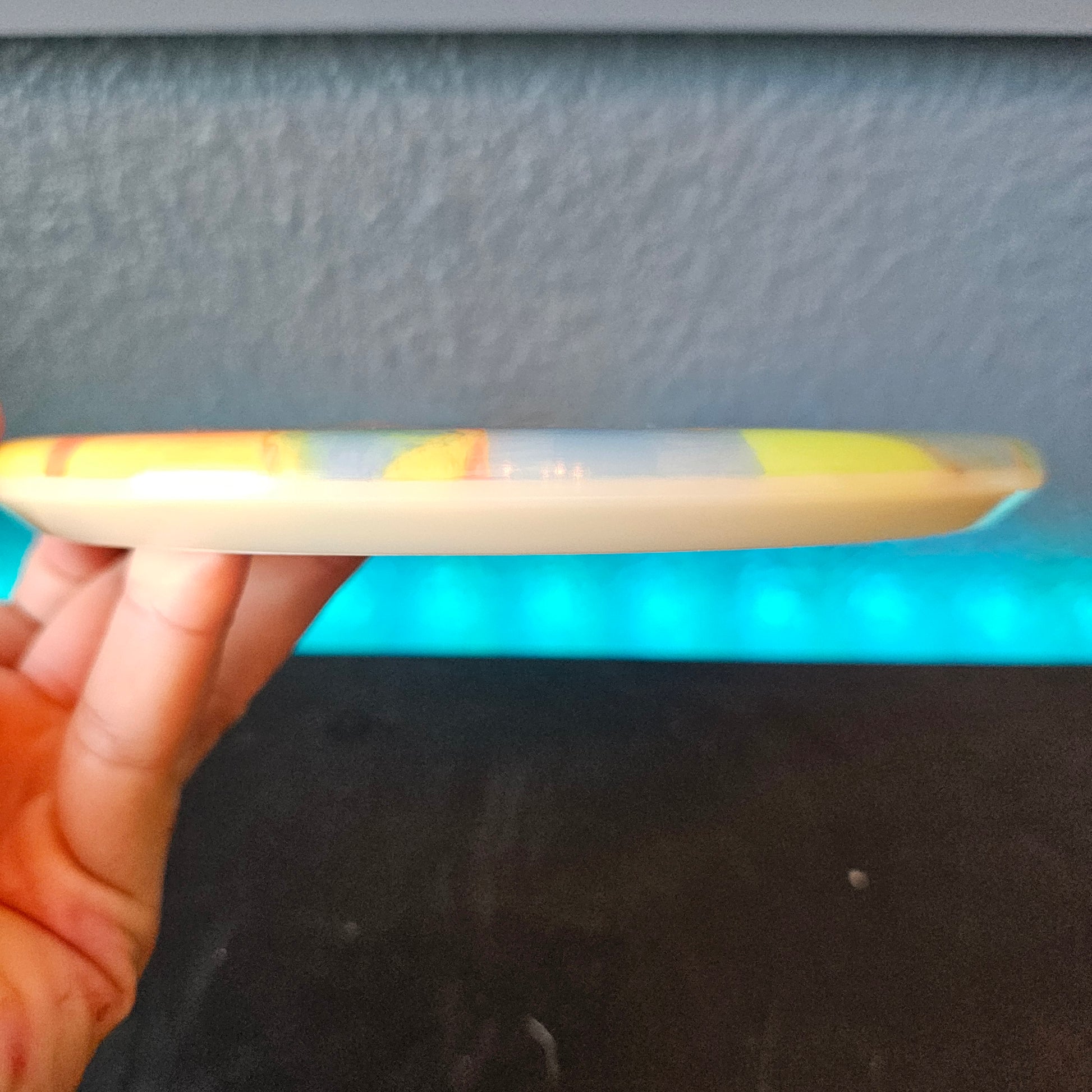 Cell Dyed Discraft Z Glo Zone 173-4g 9.5/10