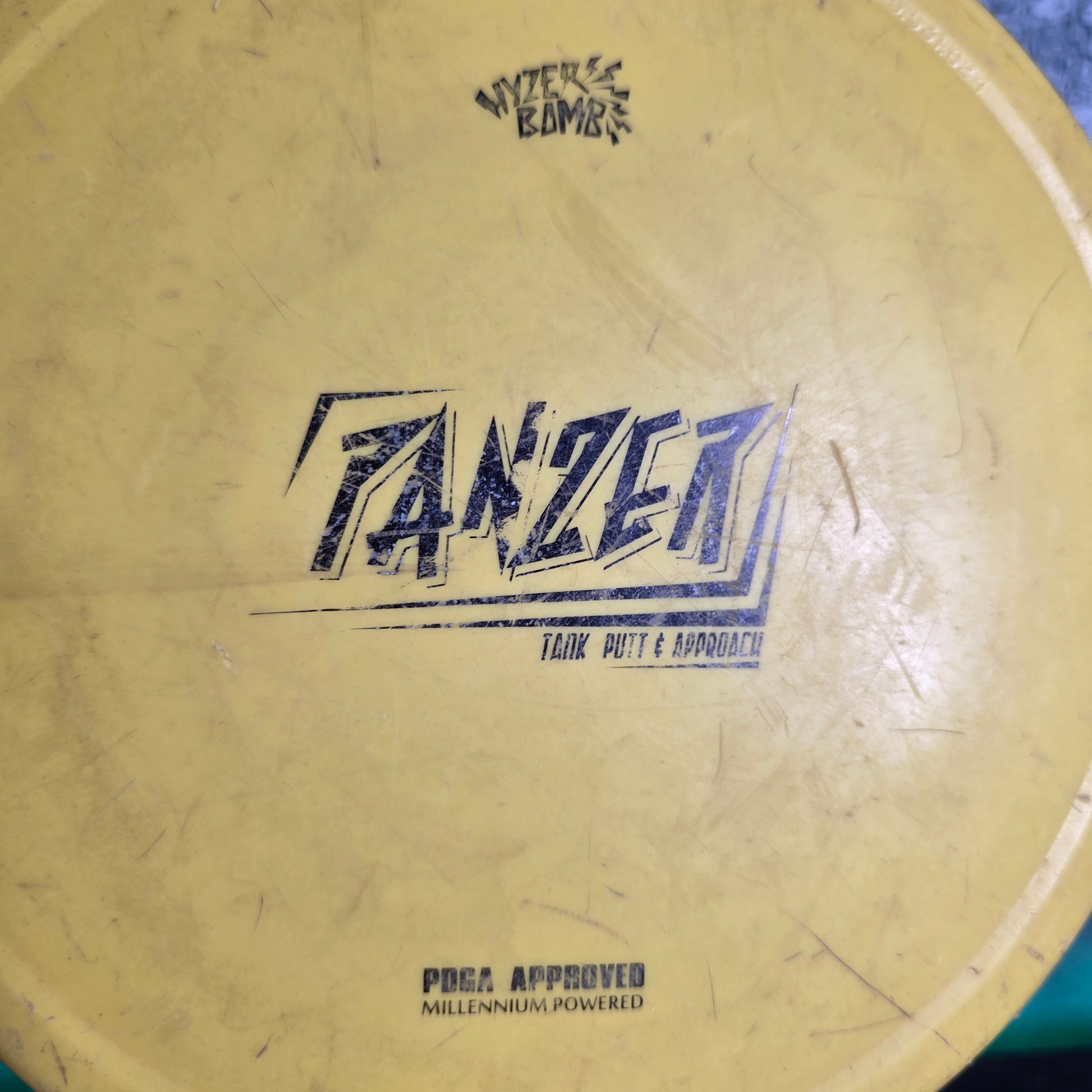 Oop penned Hyzerbomb r-pro Panzer 172g 5/10