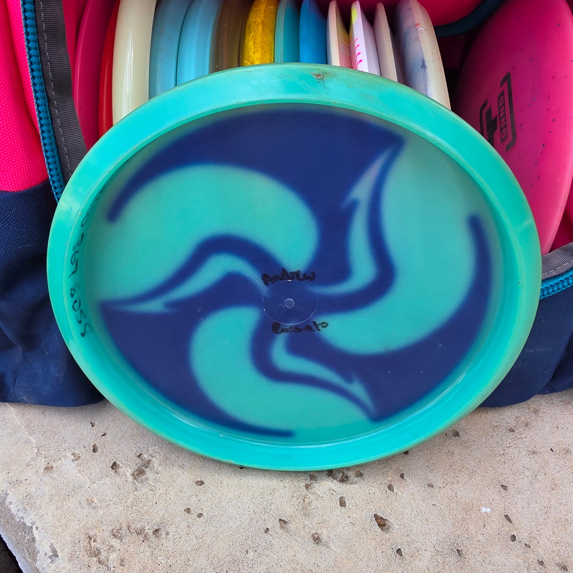 Huk dyed Discmania Crowned Eagle Color Glow Md3 inked 6/10 180g