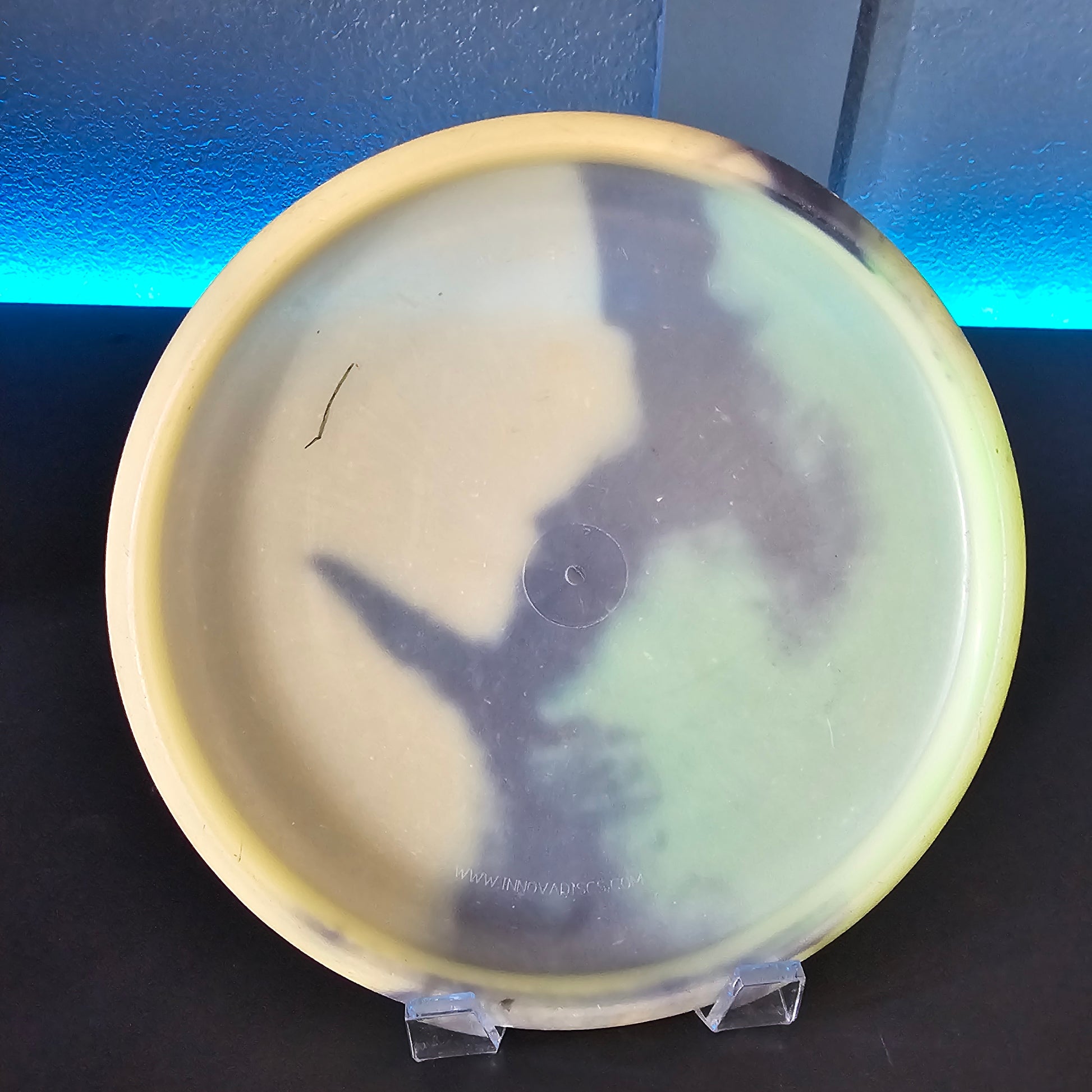 Discmania Glow Champion P2 Innova made penned 175g 7/10
