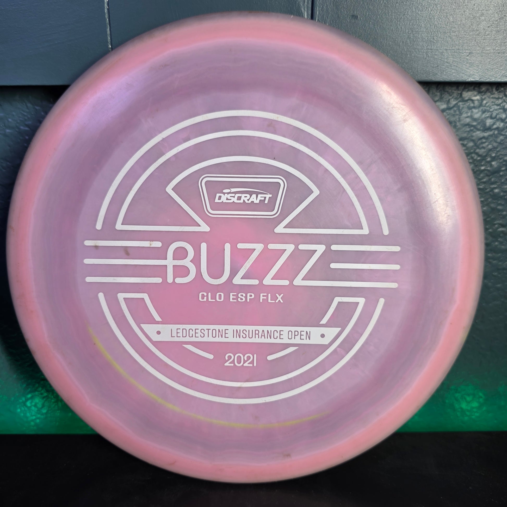 2021 Discraft Esp Glo Flx Buzzz 177g rim ink 8/10